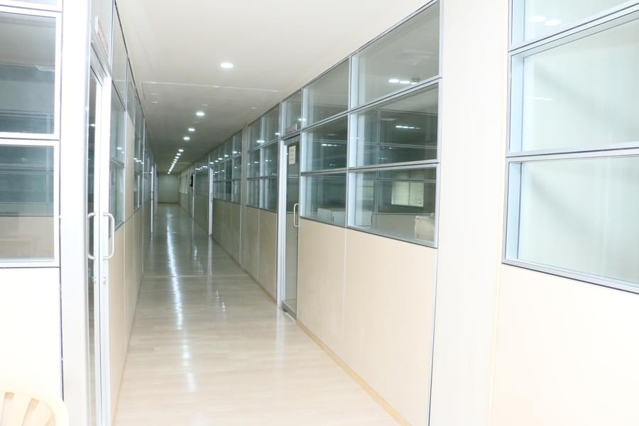 Atmiya Institute of Technology and Science, Atmiya University Rajkot Computer Lab photo 1